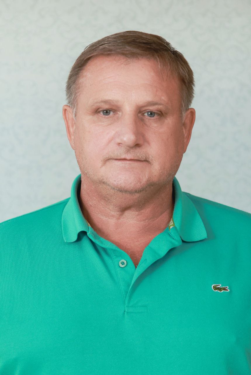 Дворянов Владимир Алексеевич.