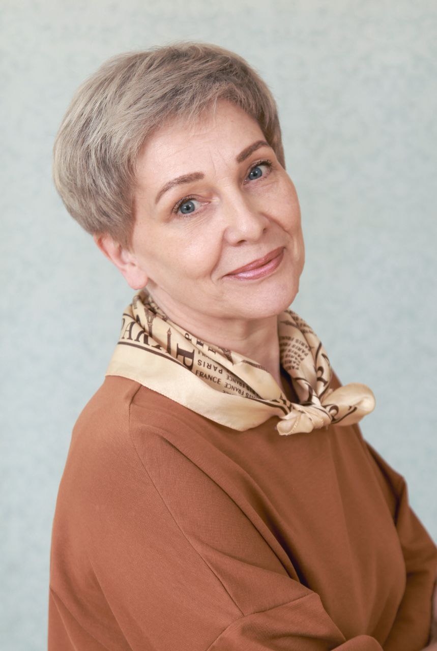 Комарова Светлана Александровна.