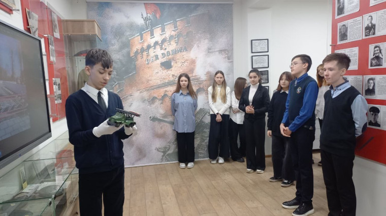 Укажите подпись к картинке.