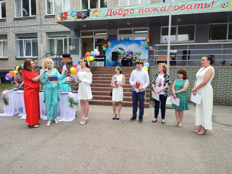 И снова Праздник! Вечер вручения аттестатов!.